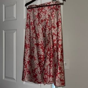 Silk midi skirt never worn